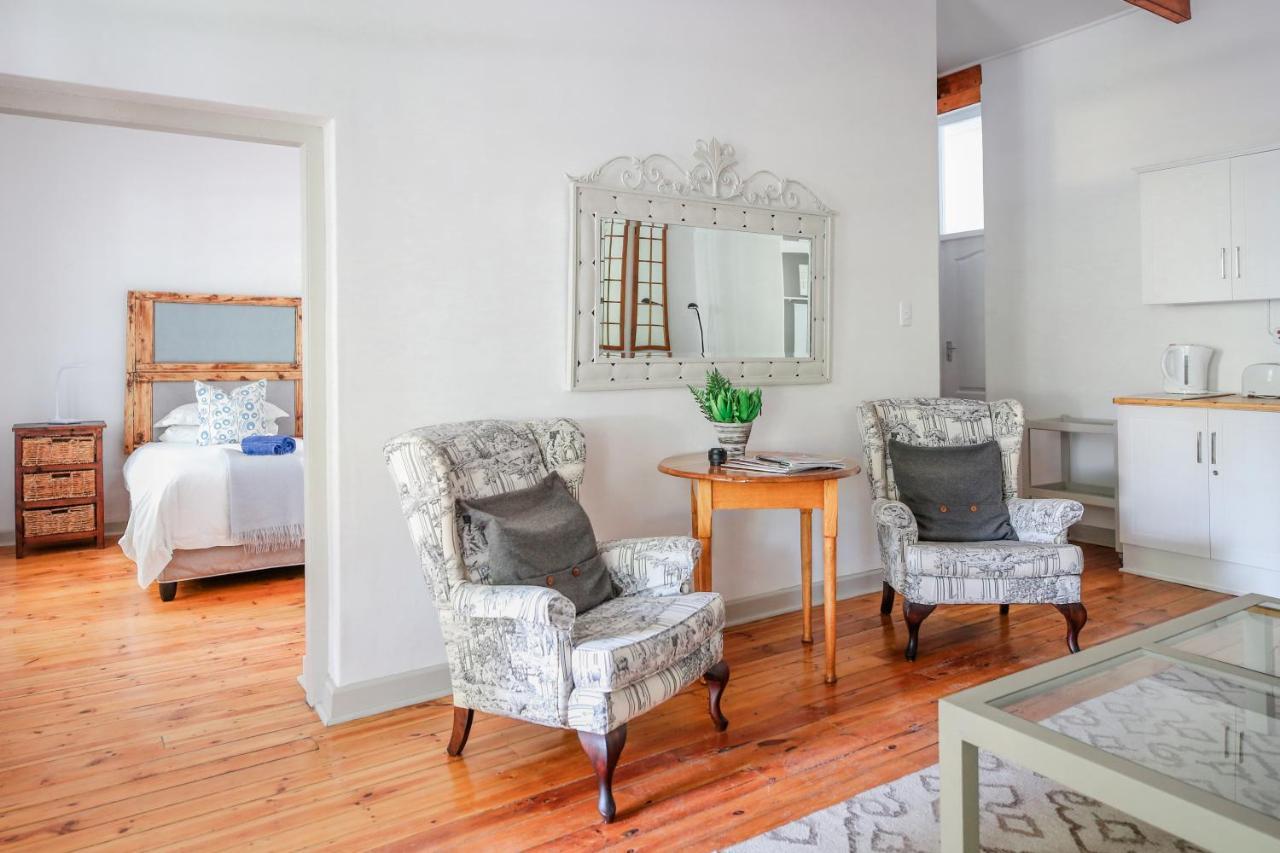 River Bend Guesthouses Graaff-Reinet 外观 照片