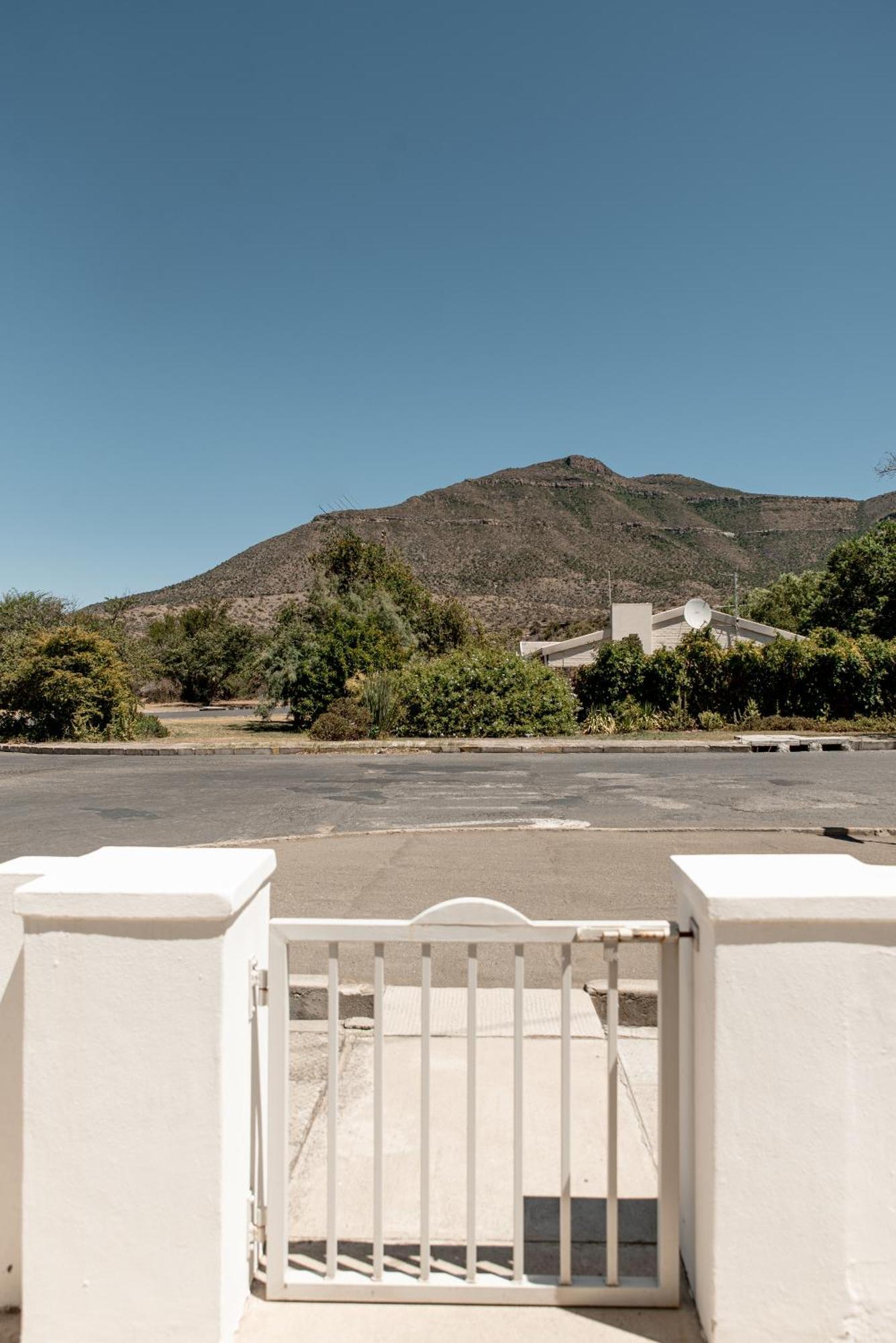 River Bend Guesthouses Graaff-Reinet 外观 照片